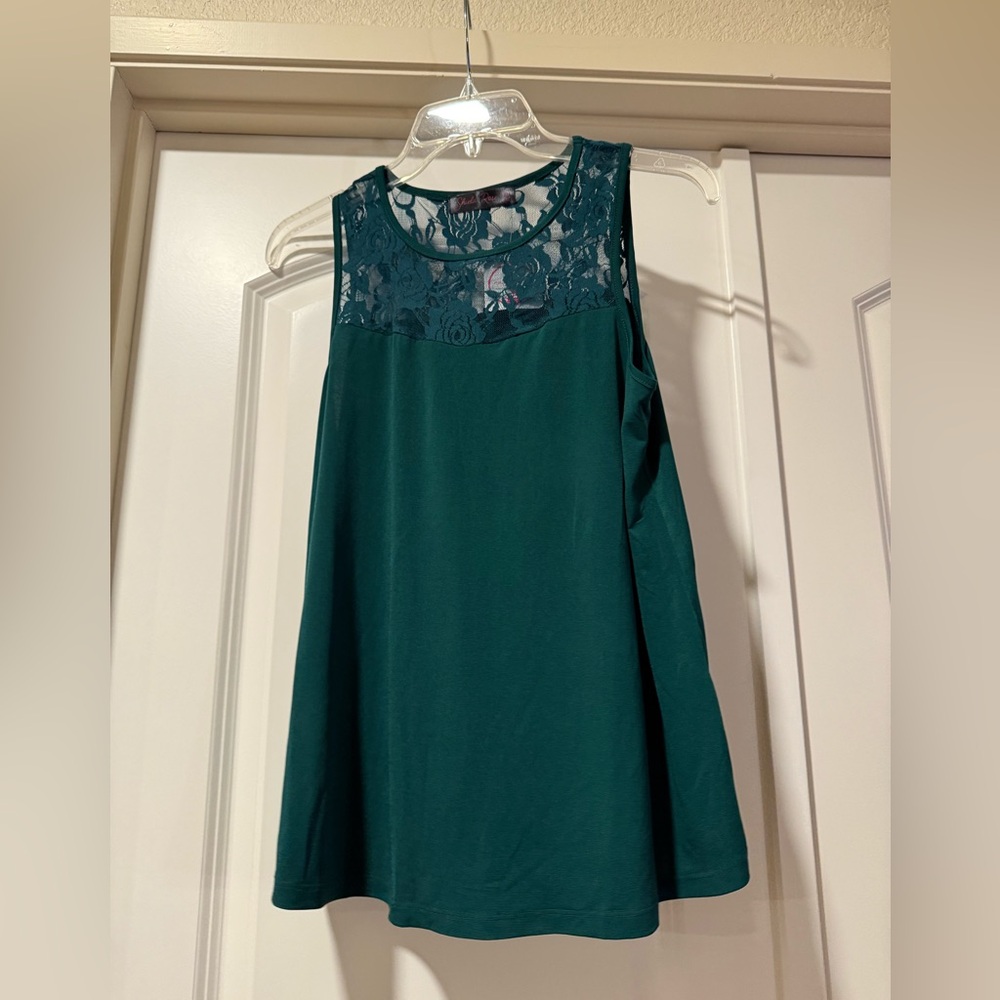 NWT Sheila Rose Green Lace Women's Tank Top Size S